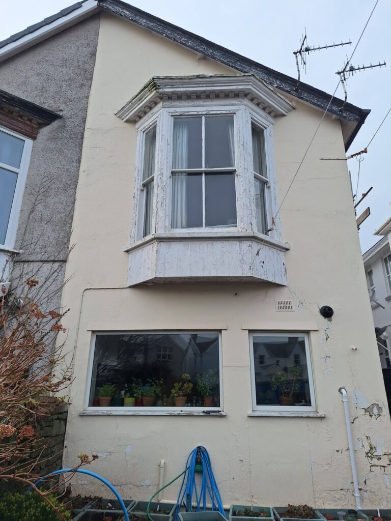 Painting and decorating in Winch Wen, Swansea